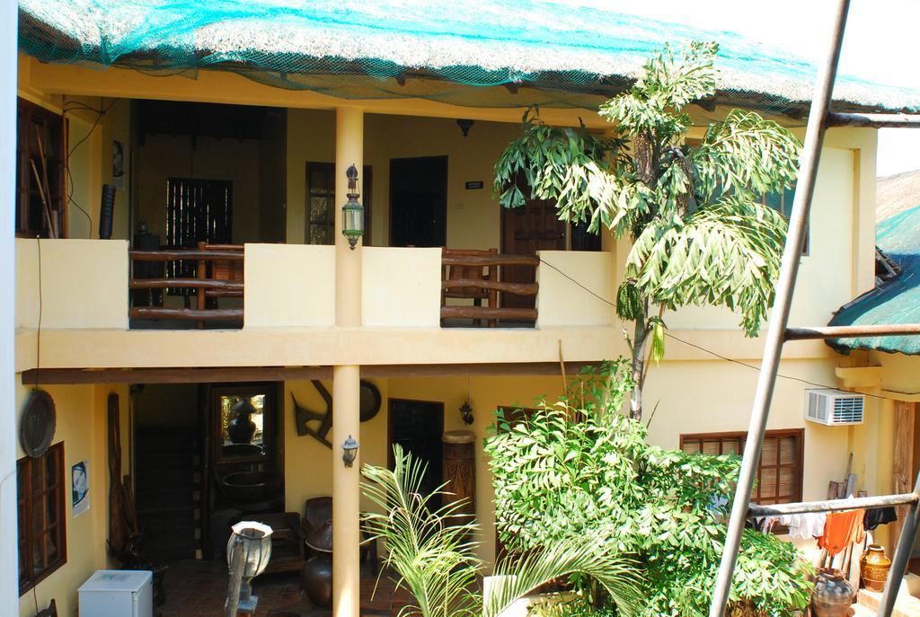 Casa Aviara Resort & Hotel Puerto Galera Eksteriør billede