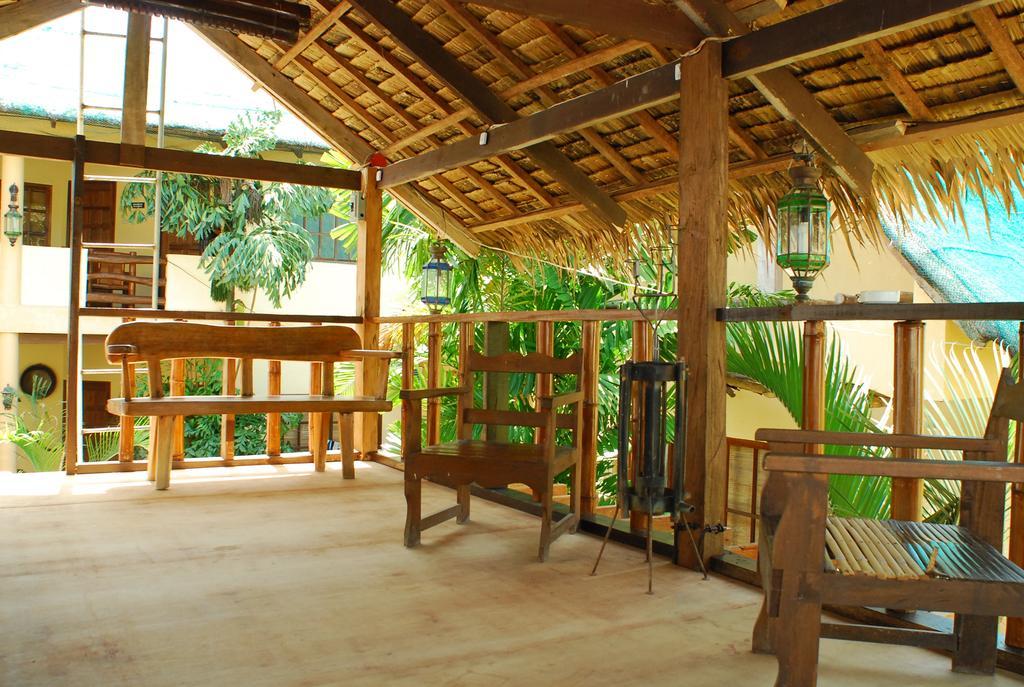 Casa Aviara Resort & Hotel Puerto Galera Eksteriør billede